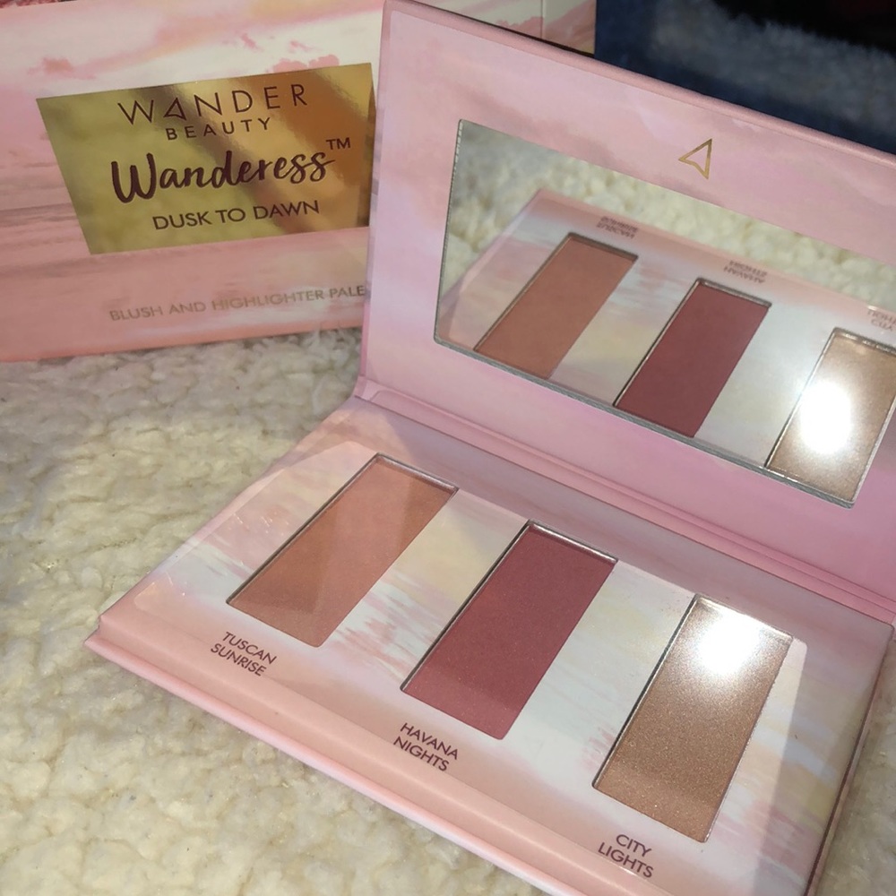Wander Beauty Wanderess Dusk to Dawn